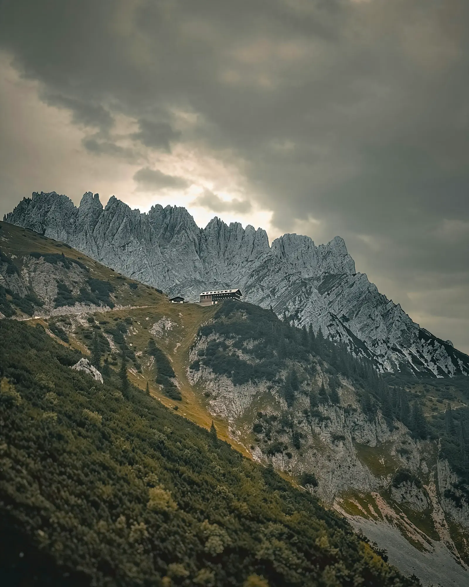 Adolf-Pichler-Hütte auf 1977 m im Stubaital, Tirol