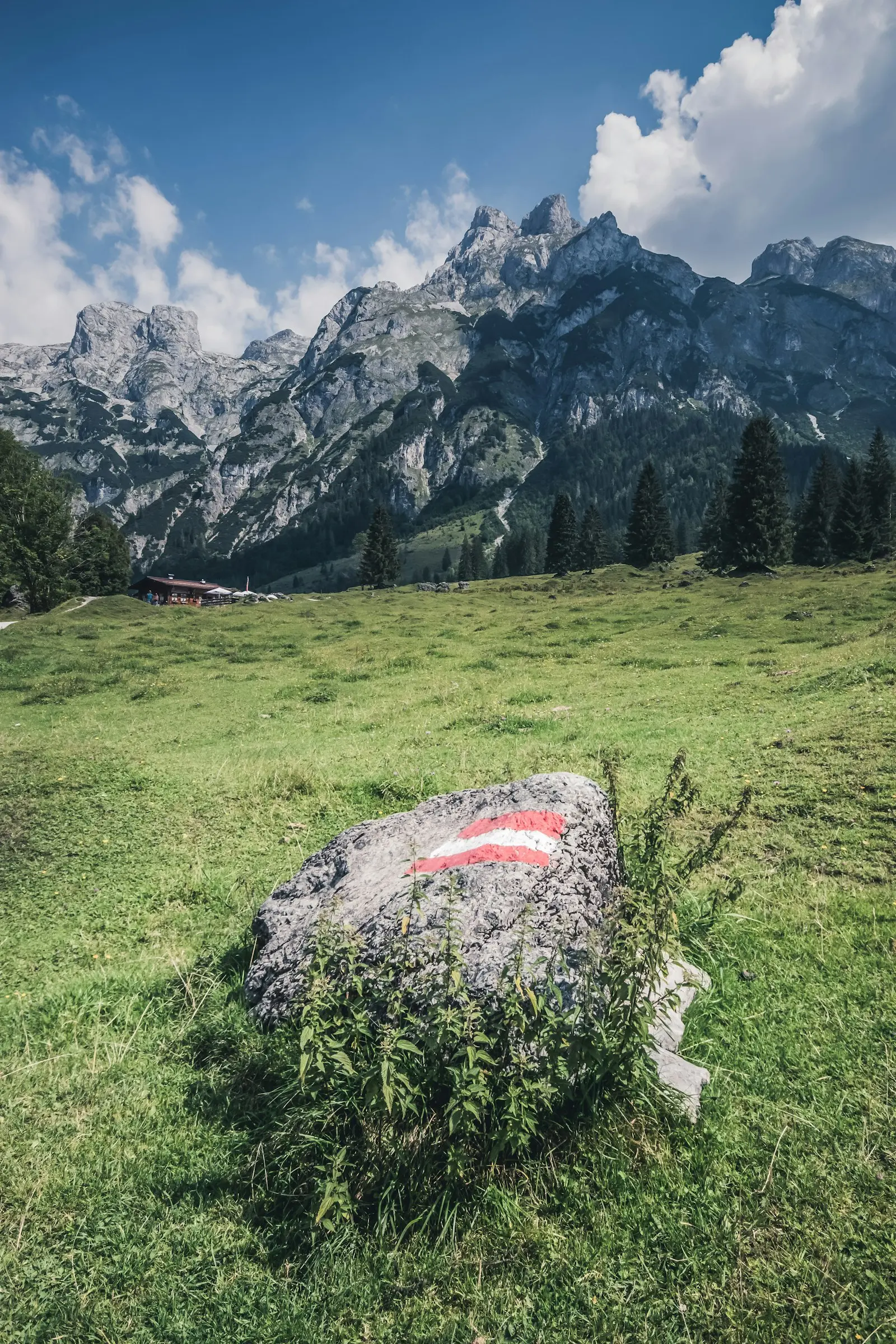 Klamperbergalm auf 1795 m im Stubaital, Tirol
