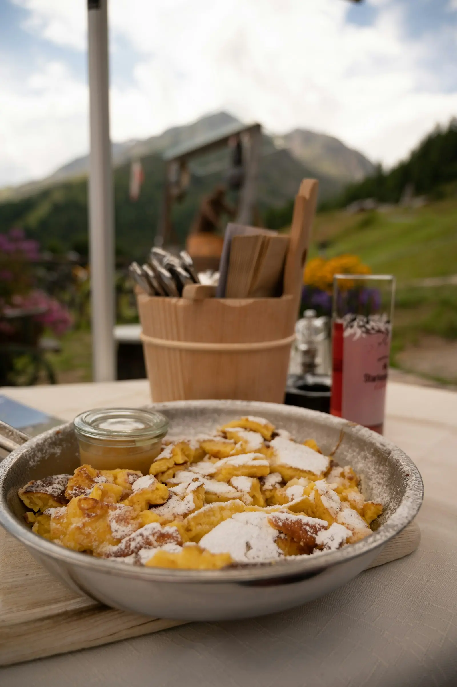 Alm zum Weber Lois auf 1107 m im Stubaital, Tirol